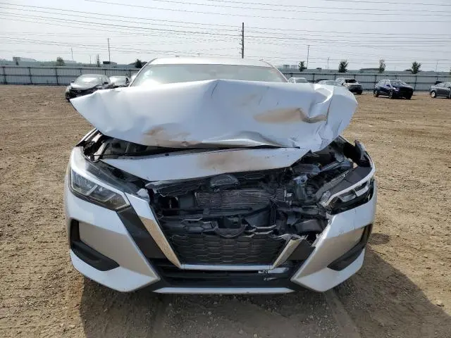2022 NISSAN SENTRA SV  
