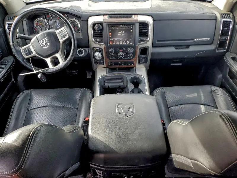 2016 RAM 1500 LARAMIE  