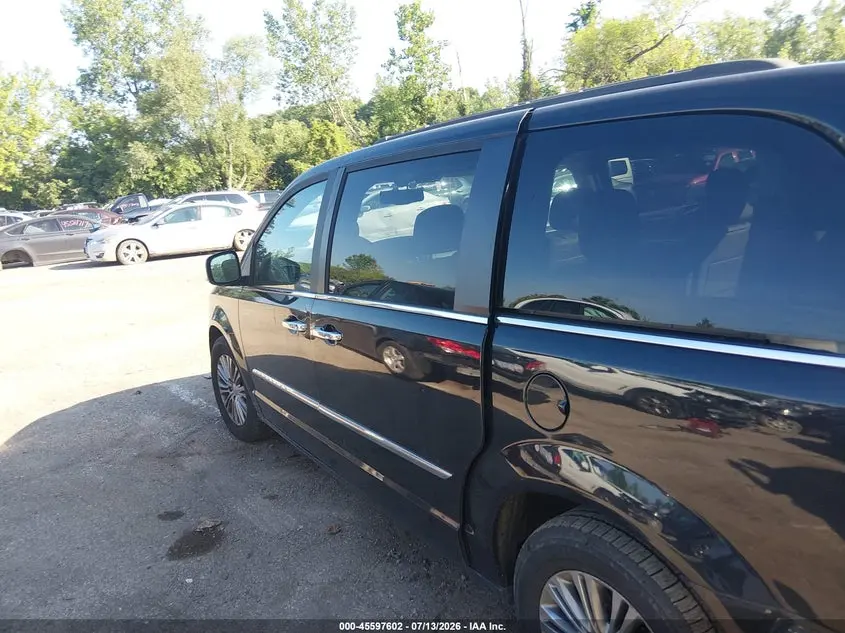 2016 CHRYSLER TOWN & COUNTRY TOURING-L ANNIVERSARY EDITION