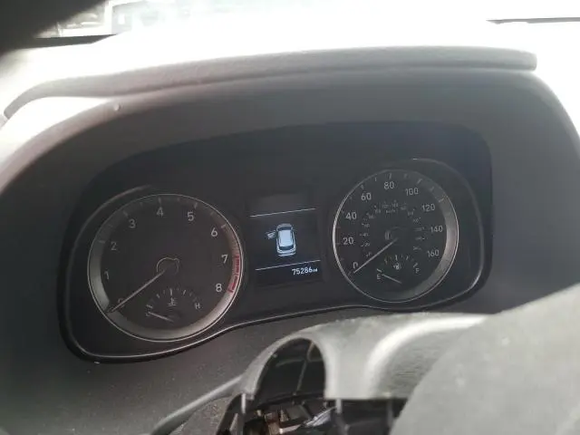 2020 HYUNDAI KONA SE  