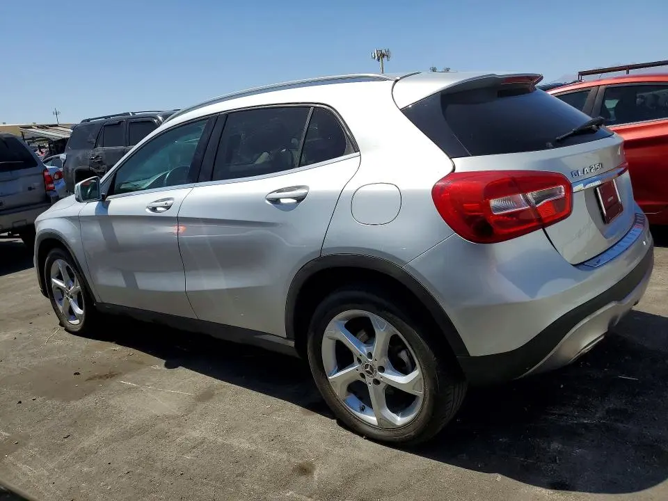 2019 MERCEDES-BENZ GLA 250 4MATIC  