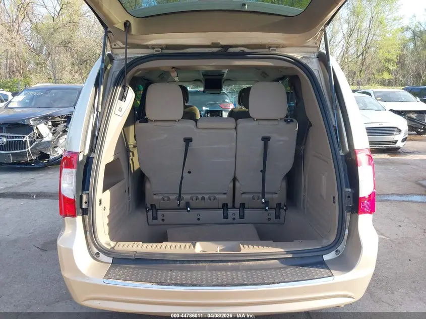 2013 CHRYSLER TOWN & COUNTRY TOURING