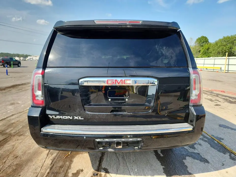 2015 GMC YUKON XL DENALI  