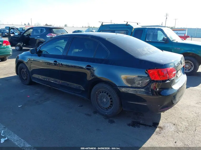 2013 VOLKSWAGEN JETTA 2.0L S
