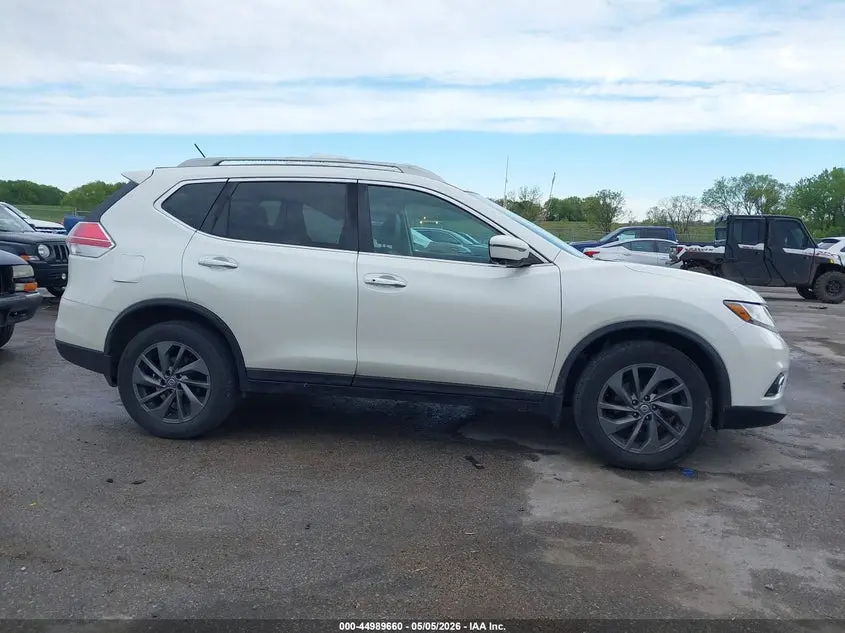 2016 NISSAN ROGUE SL