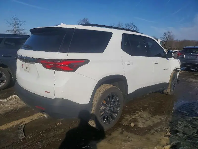 2022 CHEVROLET TRAVERSE RS  