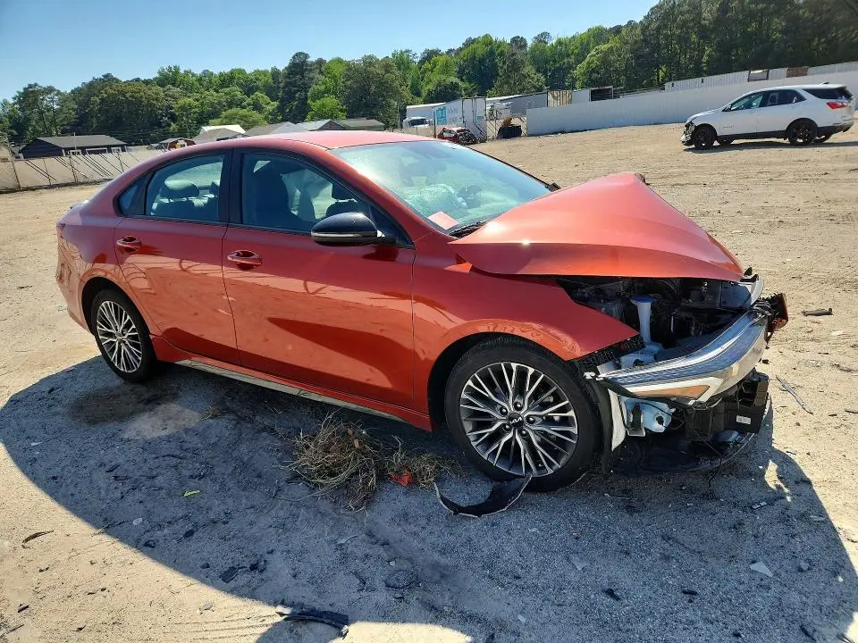 2023 KIA FORTE GT LINE  