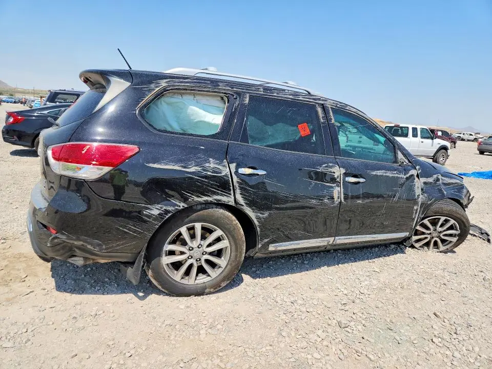 2015 NISSAN PATHFINDER SL  