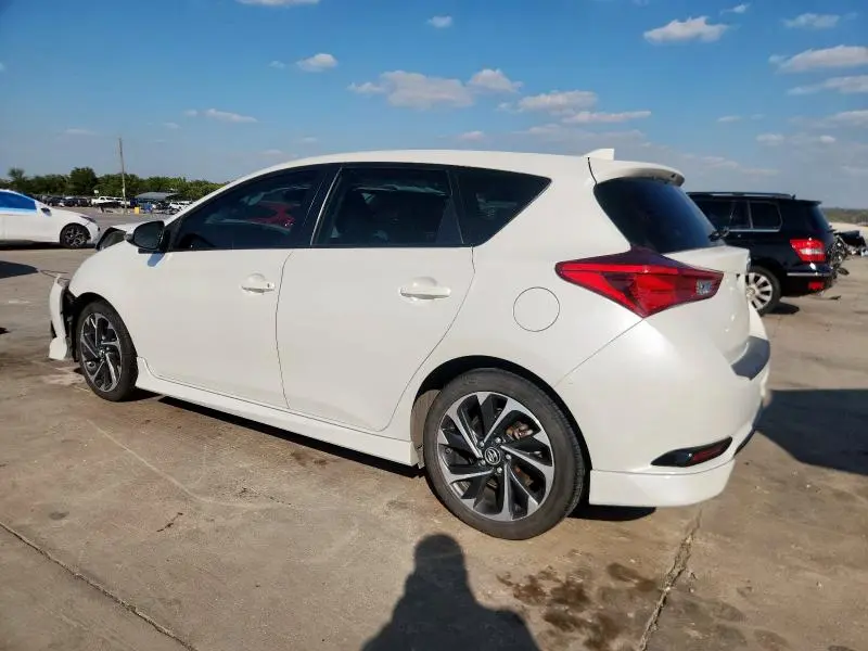 2018 TOYOTA COROLLA IM   