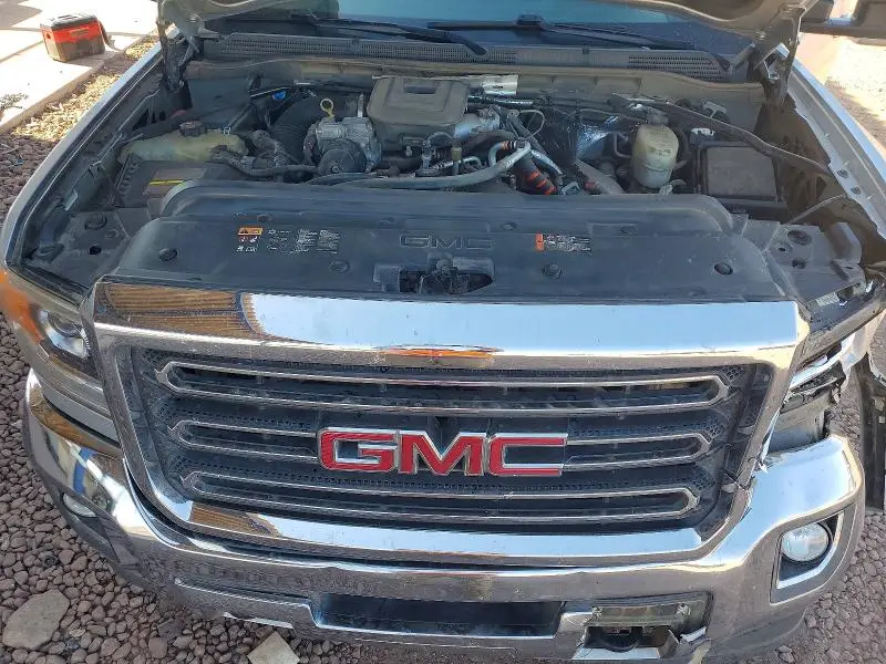 2015 GMC SIERRA K2500 SLT  