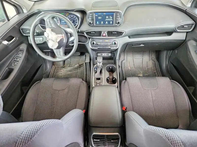 2019 HYUNDAI SANTA FE SE  