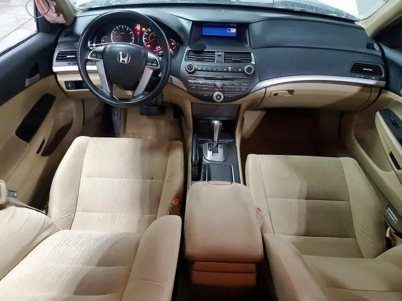 2011 HONDA ACCORD LX  