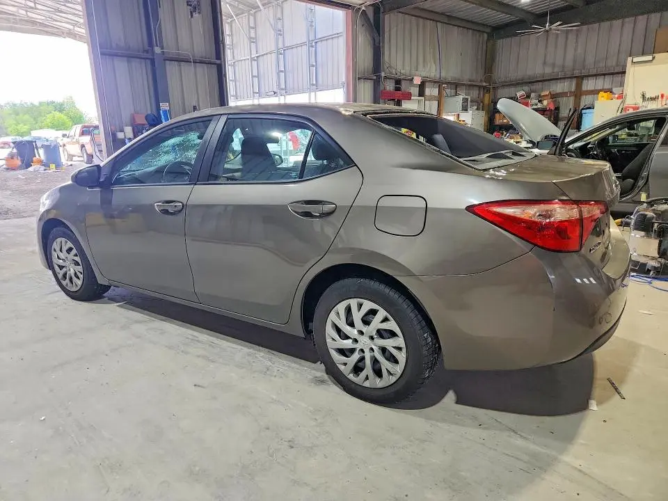2018 TOYOTA COROLLA LE  