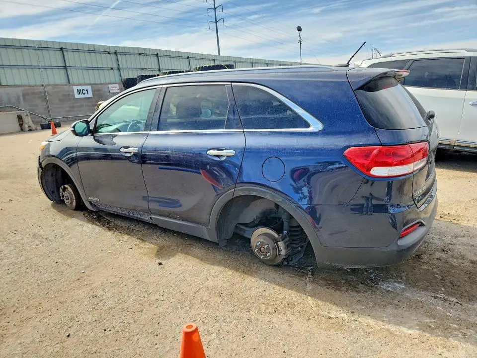 2017 KIA SORENTO LX V6  