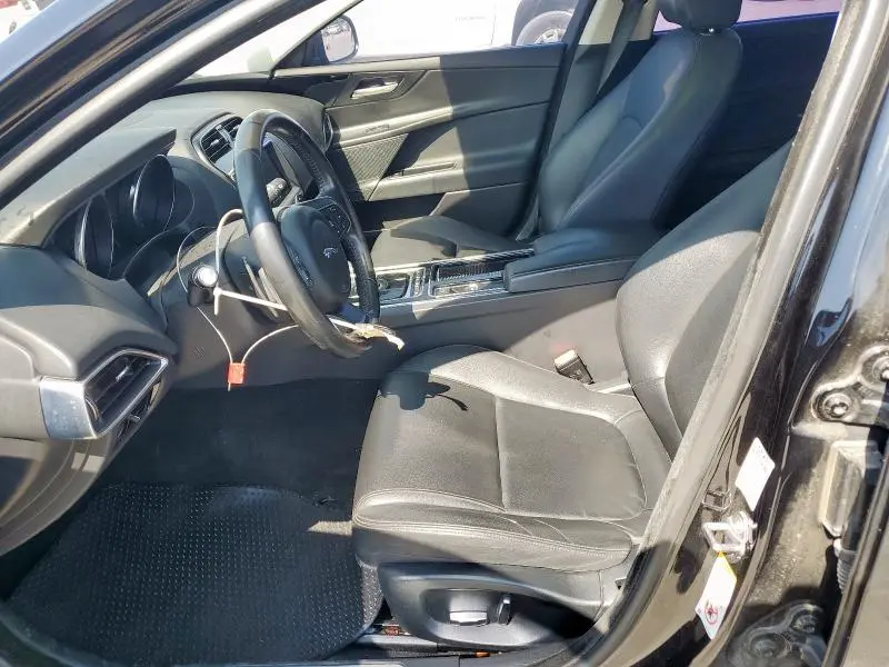 2019 JAGUAR XE   