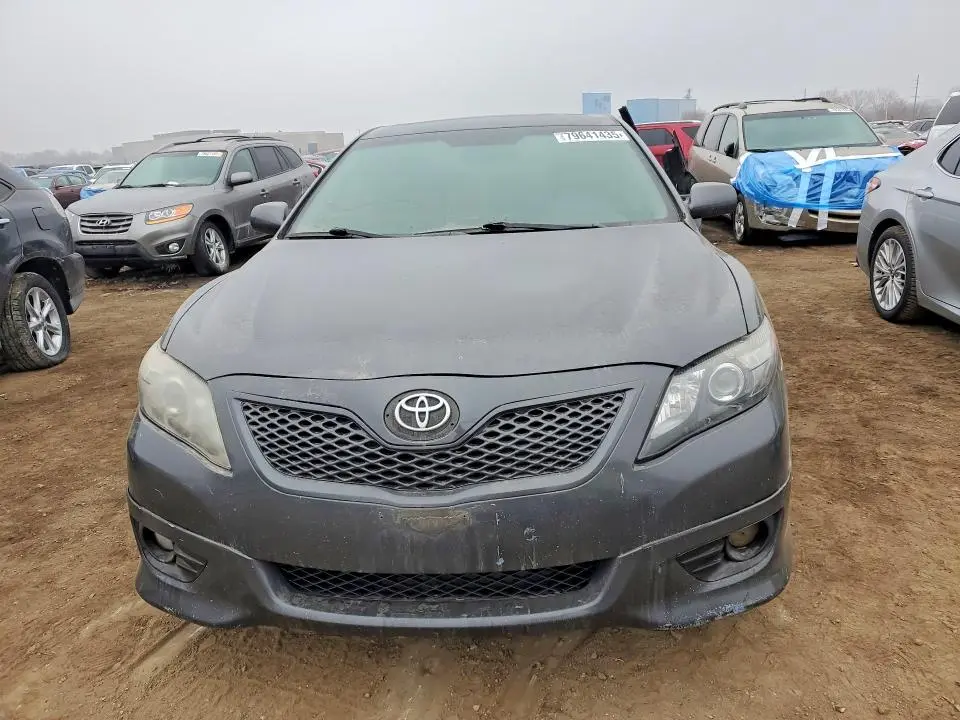 2010 TOYOTA CAMRY SE  