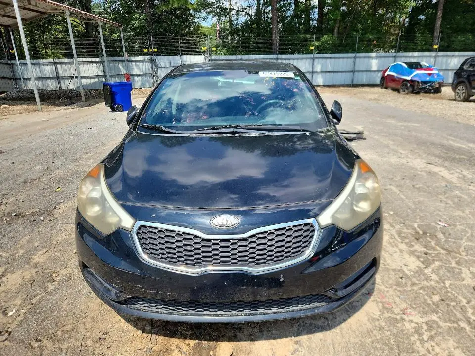 2016 KIA FORTE LX  