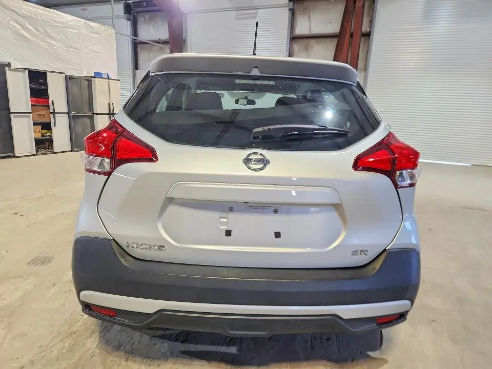 2019 NISSAN KICKS SR  