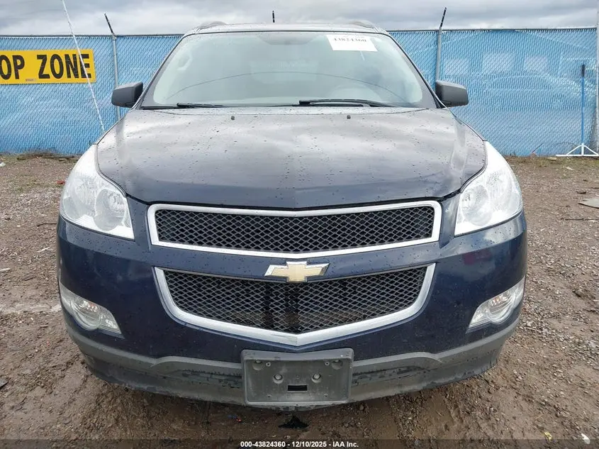 2012 CHEVROLET TRAVERSE LS