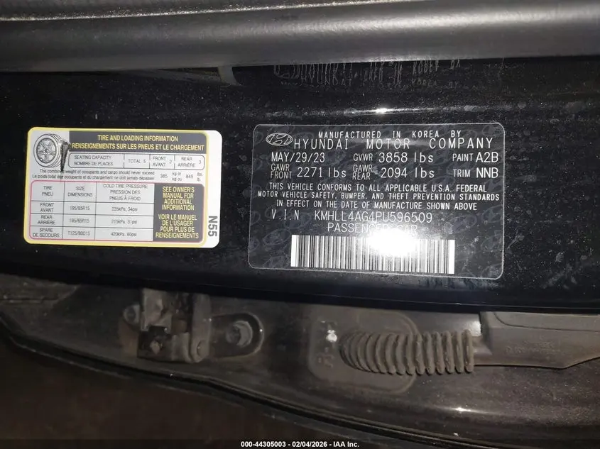 2023 HYUNDAI ELANTRA SE