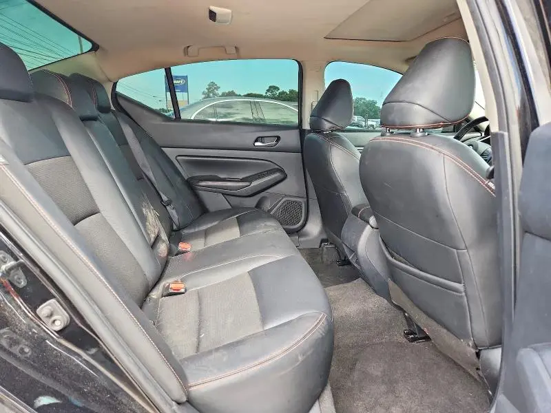 2022 NISSAN ALTIMA SR  