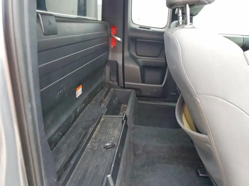 2020 TOYOTA TACOMA SR 2.7L 4C EXT CAB