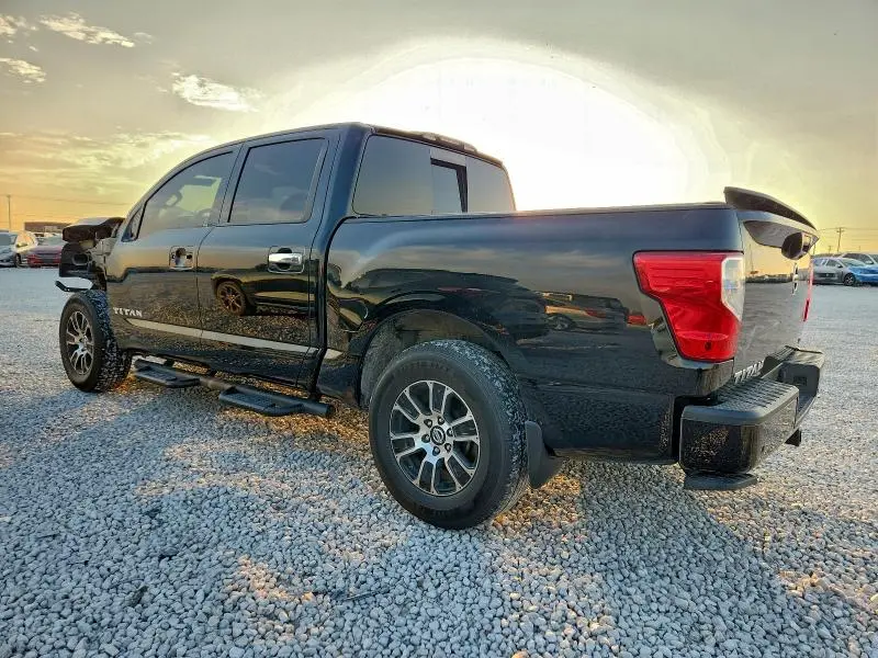 2021 NISSAN TITAN SV  