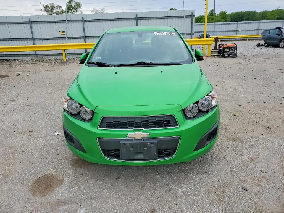 2016 CHEVROLET SONIC LT  