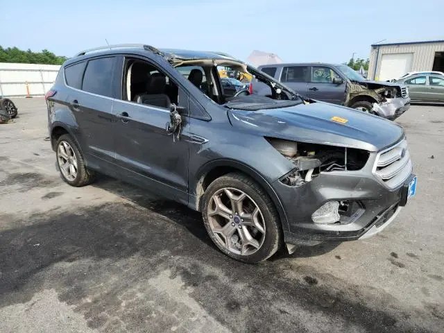 2019 FORD ESCAPE TITANIUM  
