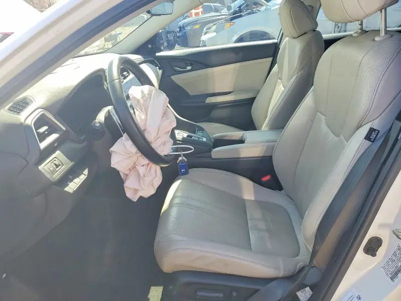 2019 HONDA INSIGHT TOURING  