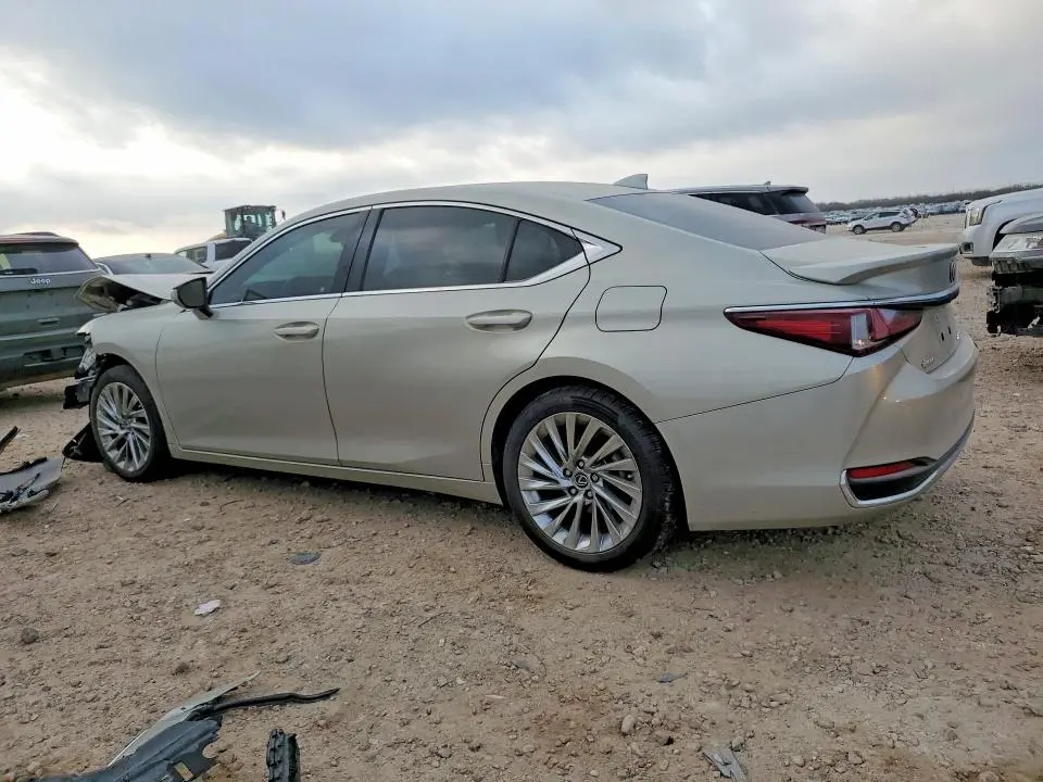 2023 LEXUS ES 300H LUXURY  
