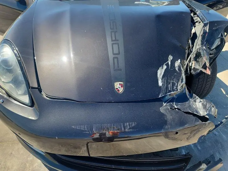 2011 PORSCHE PANAMERA 2  