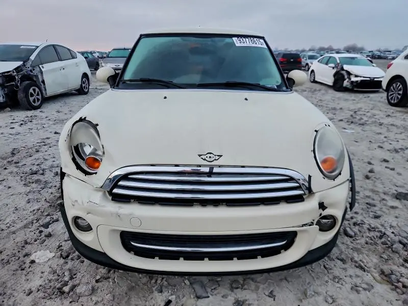 2013 MINI COOPER   