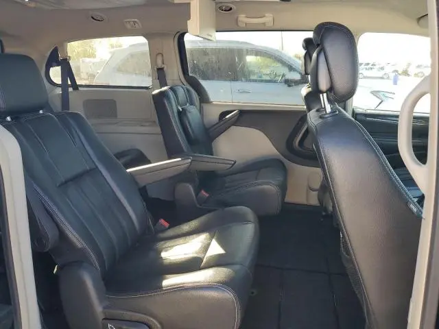 2015 CHRYSLER TOWN & COUNTRY TOURING  