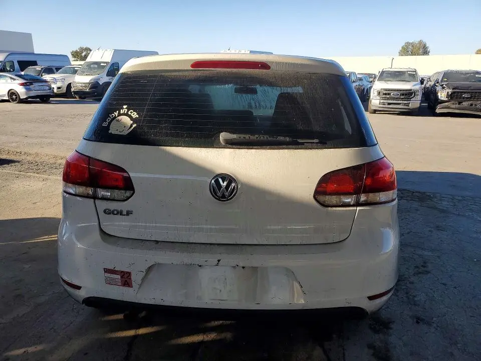 2013 VOLKSWAGEN GOLF   