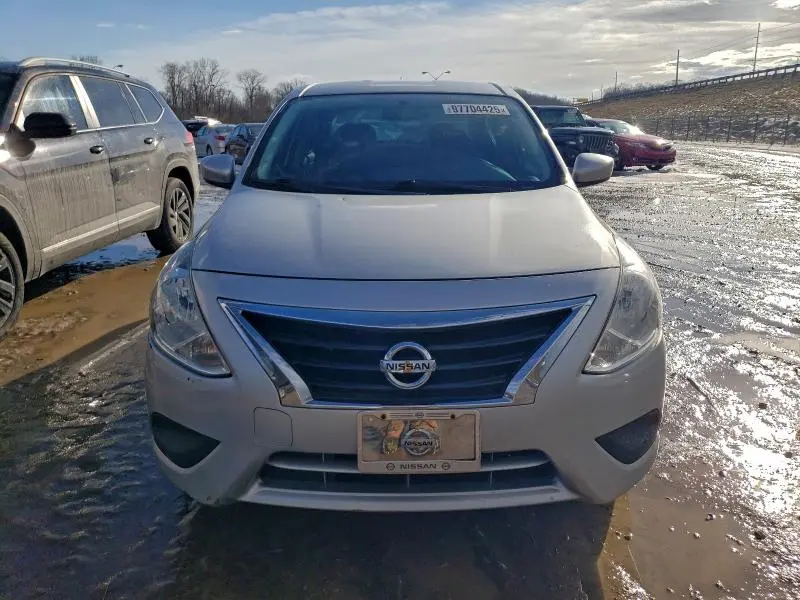2017 NISSAN VERSA S  