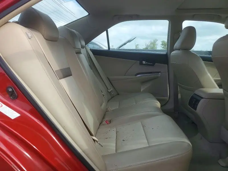 2012 TOYOTA CAMRY XLE  