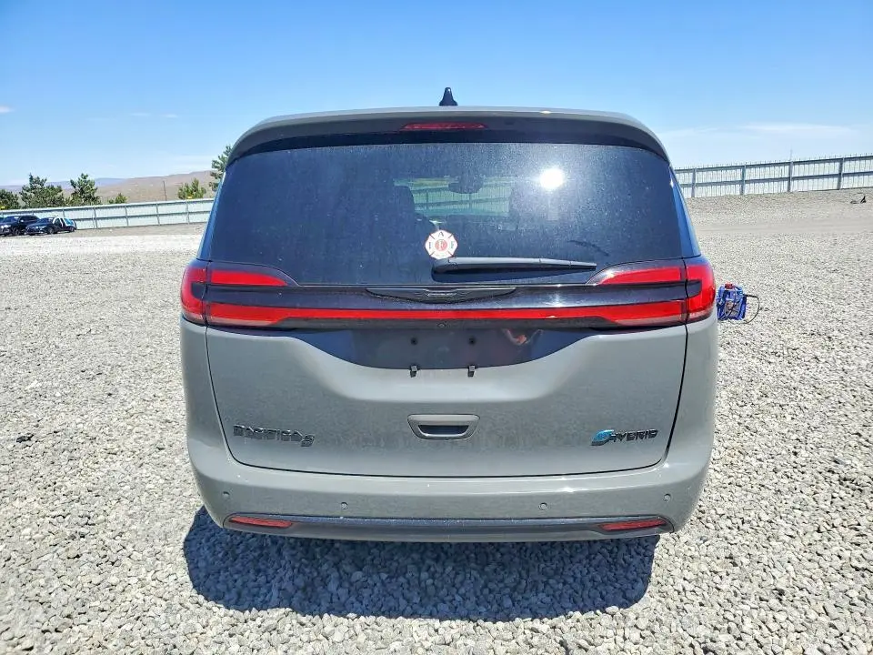2023 CHRYSLER PACIFICA HYBRID LIMITED  