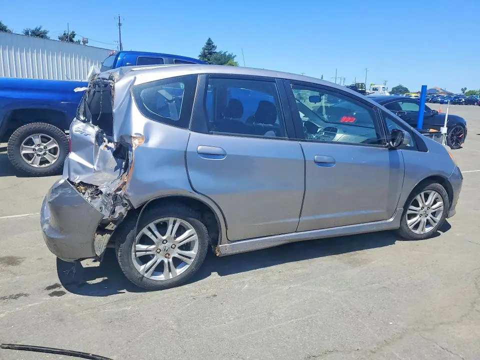 2010 HONDA FIT SPORT  