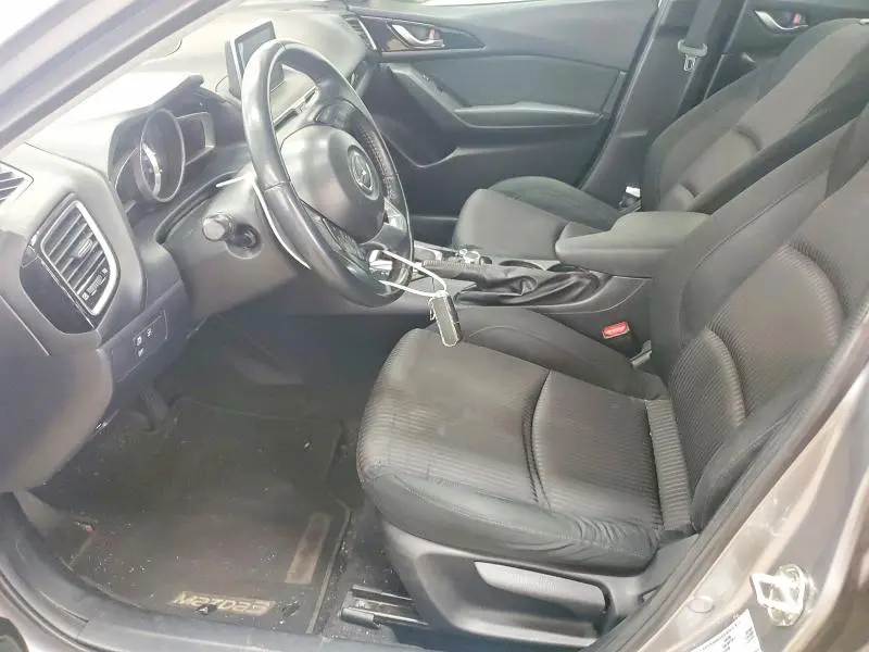 2015 MAZDA 3 TOURING  