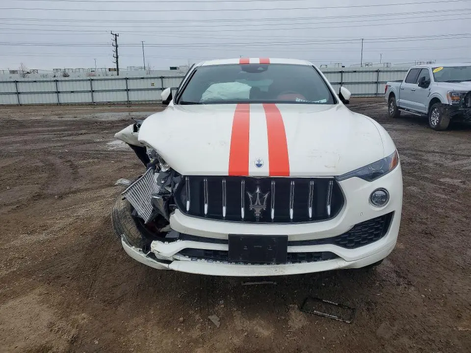 2023 MASERATI LEVANTE GT  