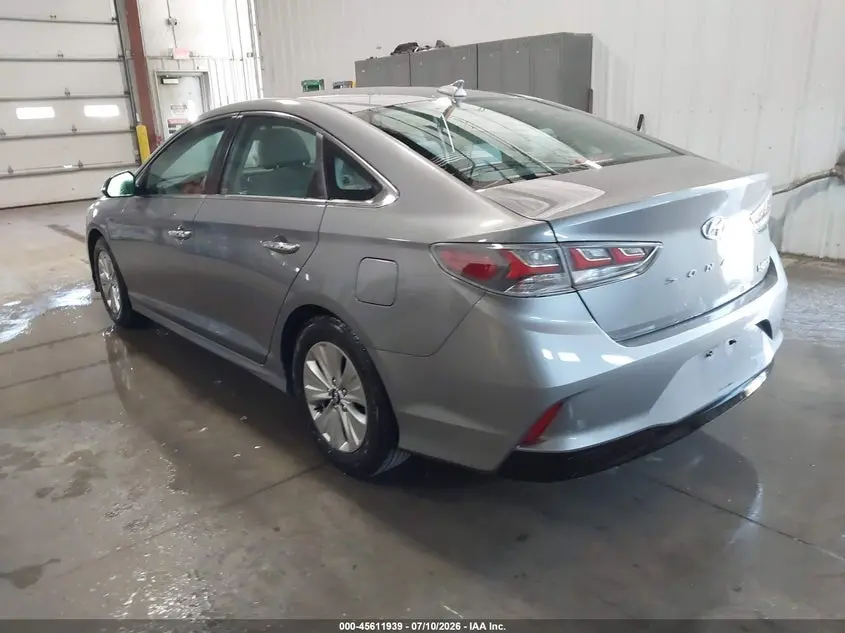 2018 HYUNDAI SONATA HYBRID SE