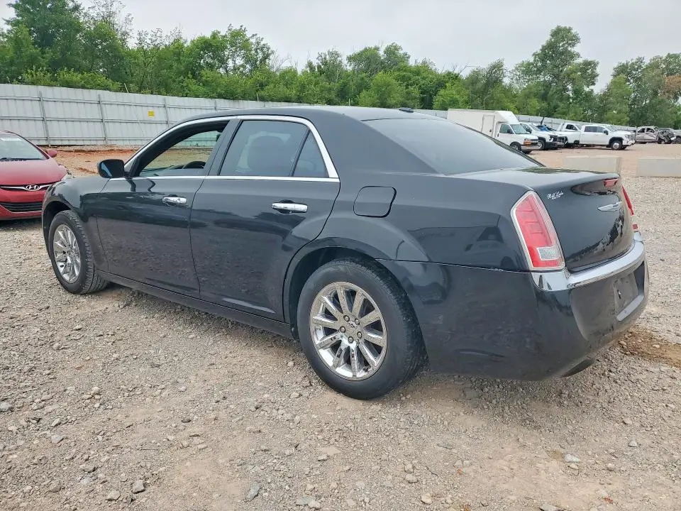 2011 CHRYSLER 300 LIMITED  