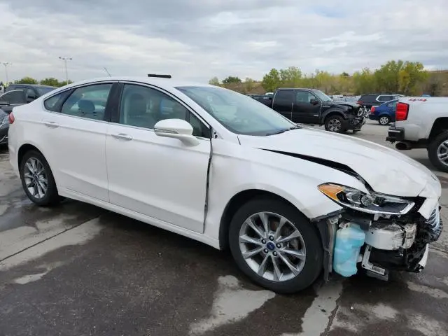 2017 FORD FUSION SE  