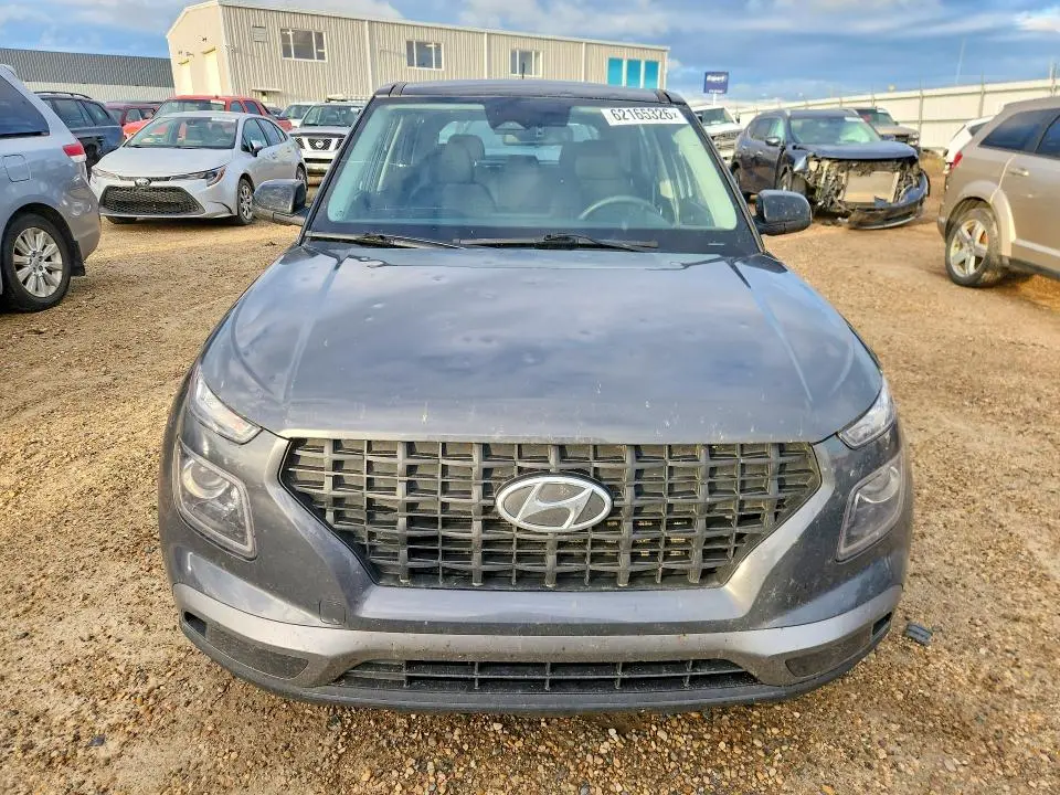 2023 HYUNDAI VENUE SE  