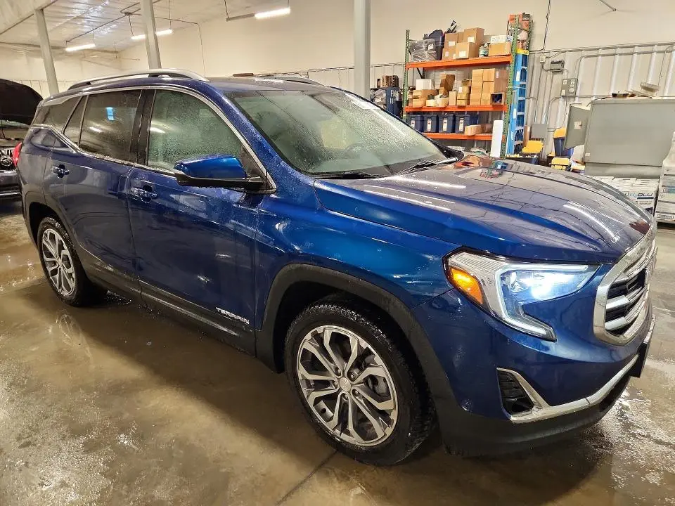 2020 GMC TERRAIN SLT  