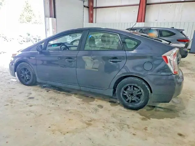 2013 TOYOTA PRIUS TWO  