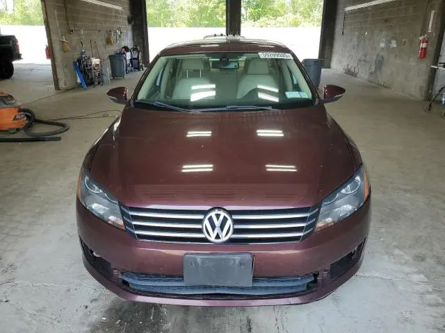 2012 VOLKSWAGEN PASSAT SE  