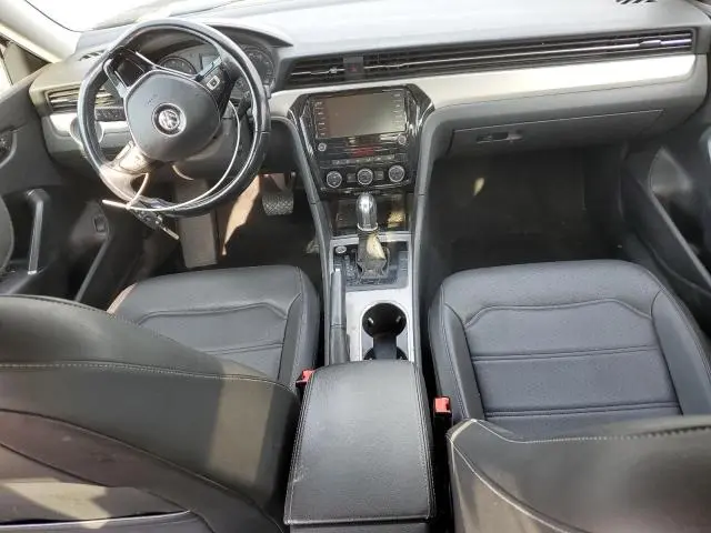 2020 VOLKSWAGEN PASSAT SE  