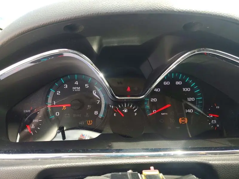 2015 CHEVROLET TRAVERSE LT  